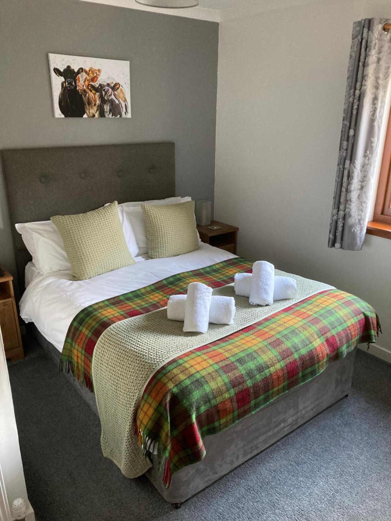 Highland Croft Онич